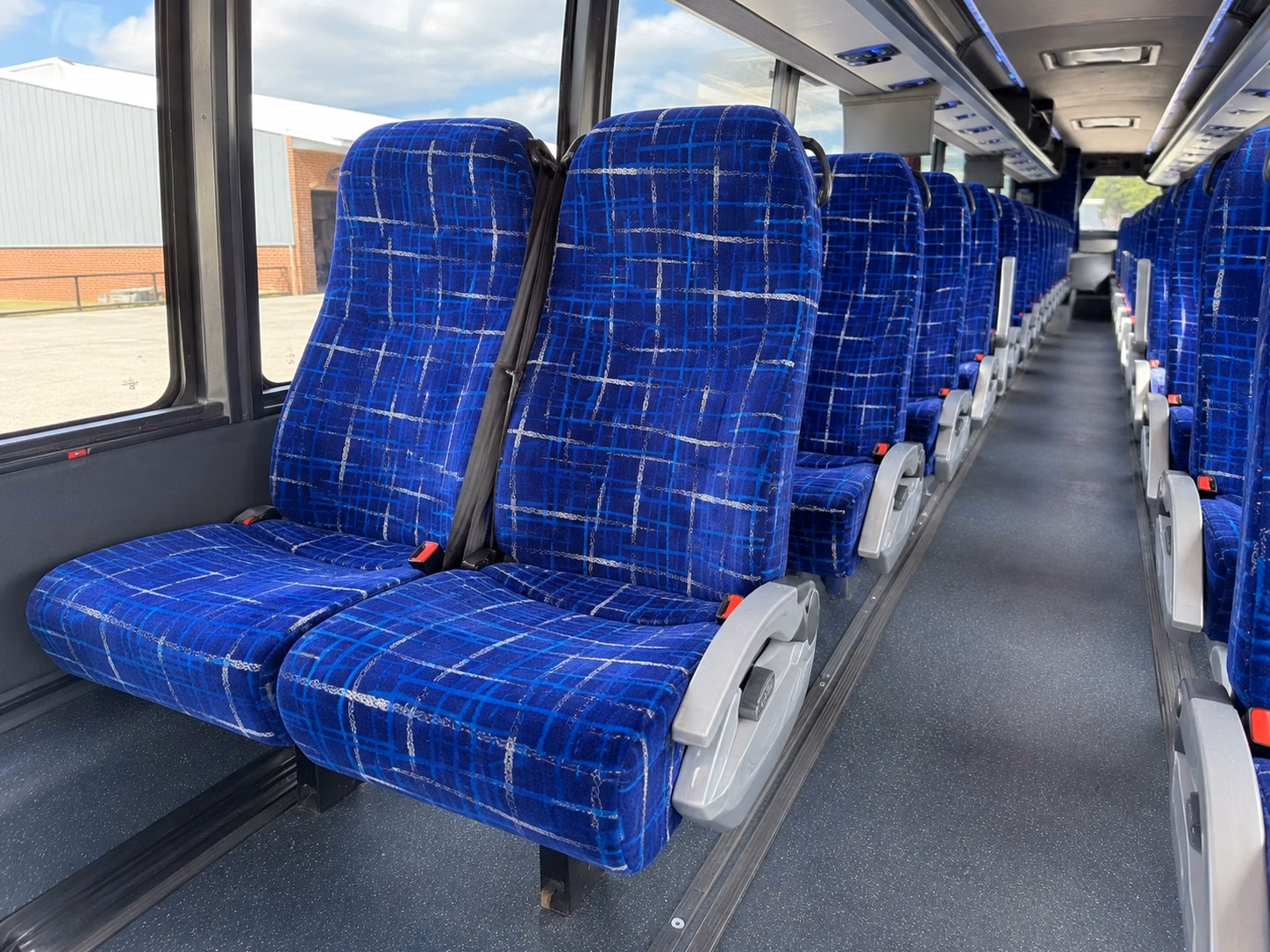 charter buses to fenway park and td garden for revere fan groups