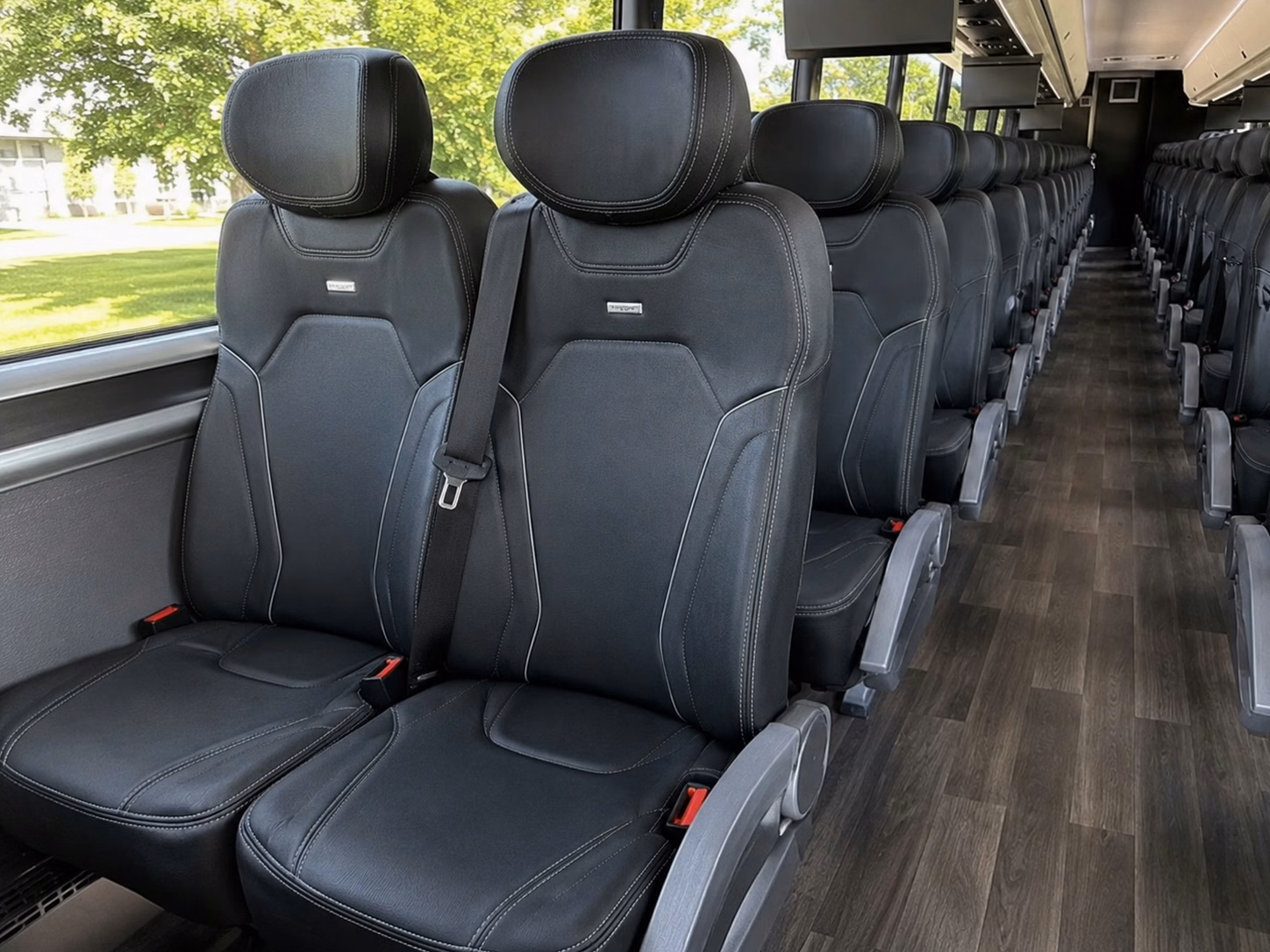 shuttle bus rentals for revere recreational leagues and amateur sports groups